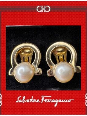 Ferragamo vintage Gancini pearl earrings with COA EUC